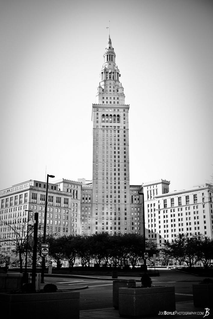 terminal-tower-at-public-square-black-white