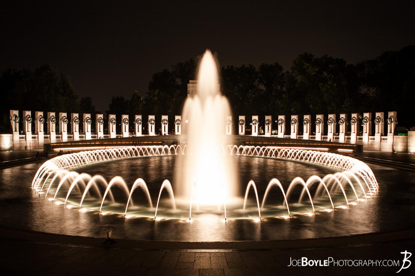 world-war-ii-memorial-fountains-smooth-water